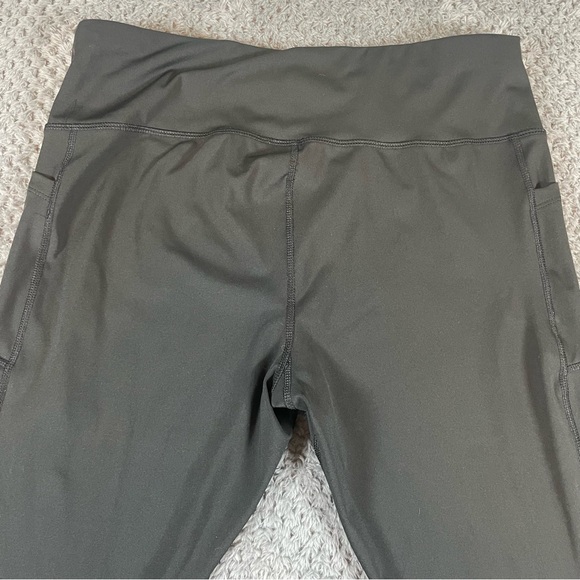 Avia Women's Performance Ankle Leggings Size XL (16-18) Black Pockets Athleisure - Picture 4 of 9